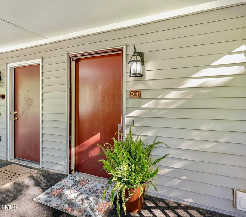 503 Gooseneck Dr, Cary, NC 27513