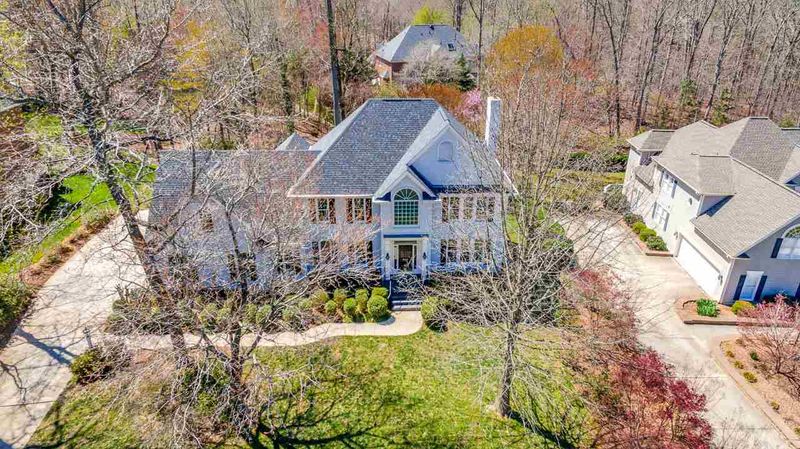 503 Greyfriars Ln, Cary, NC 27518