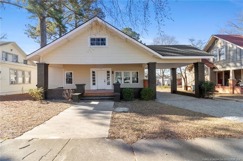 503 Harnett St, Dunn, NC 28334