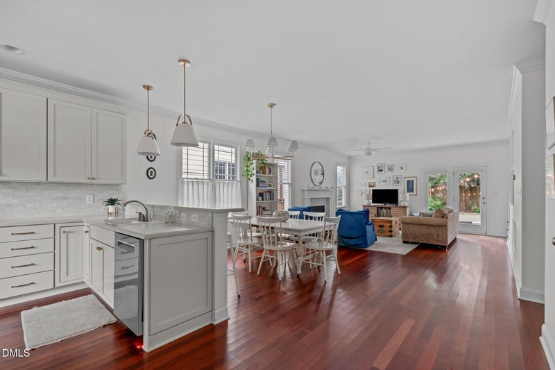 503 Homegate Cir, Apex, NC 27502