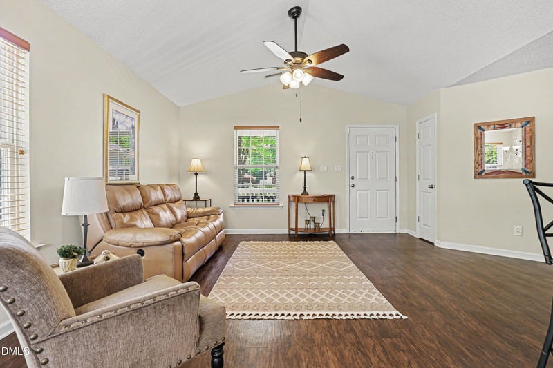 503 Homestead Park Dr, Apex, NC 27502