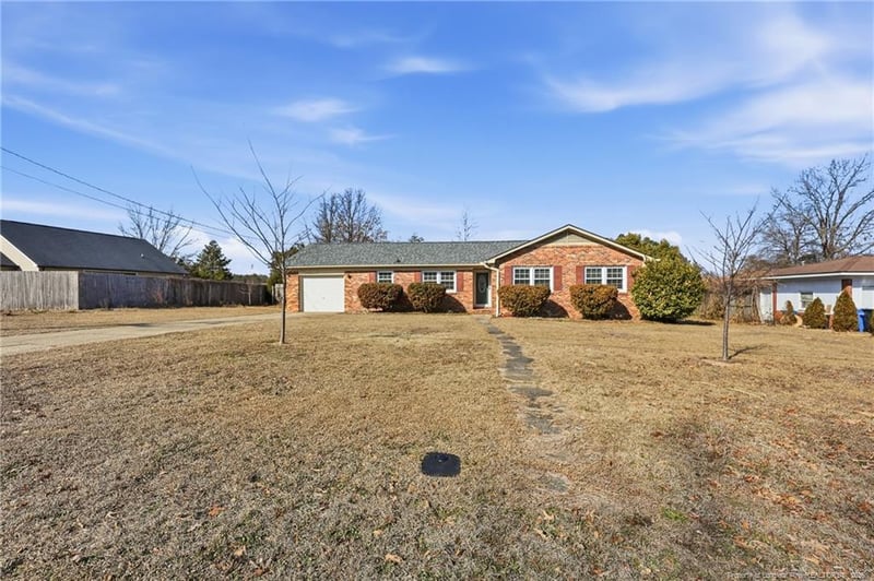 503 Jamestown Ave, Fayetteville, NC 28303