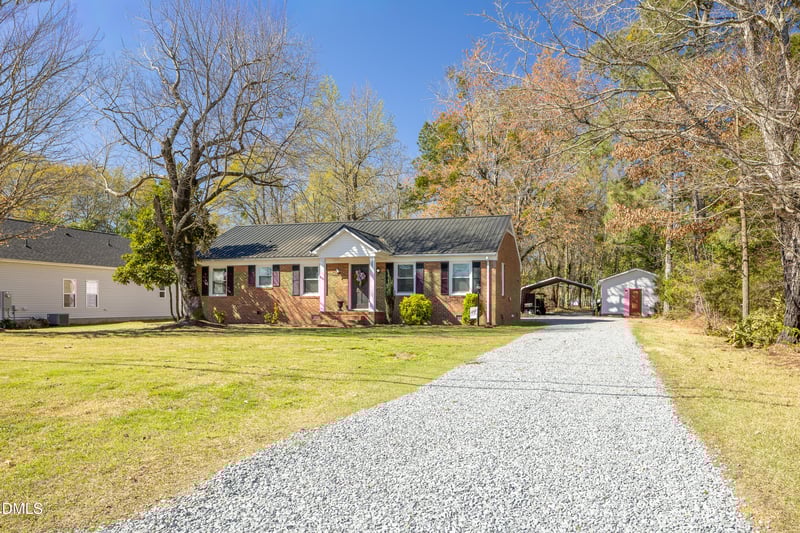 503 Lincoln St, Benson, NC 27504