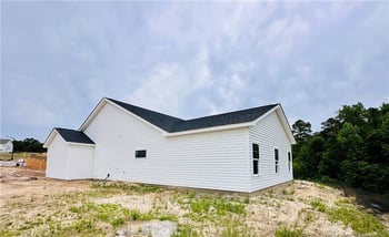 503 Log Pond Rd, Fayetteville, NC 28311