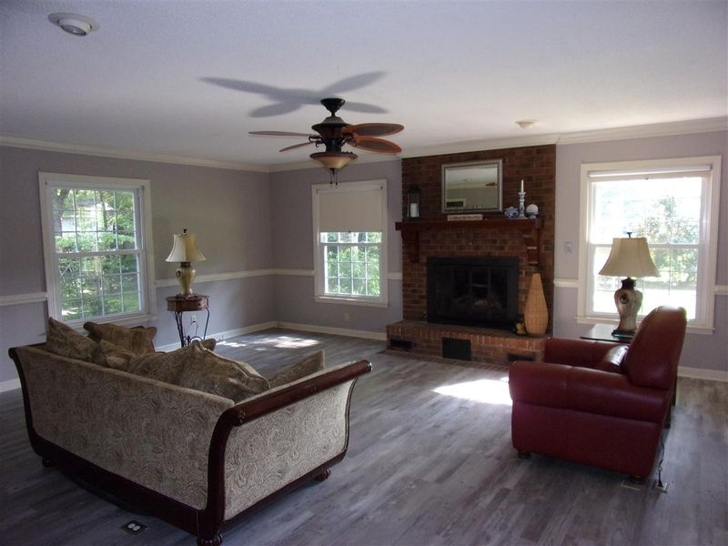 503 W Pope St, Dunn, NC 28334