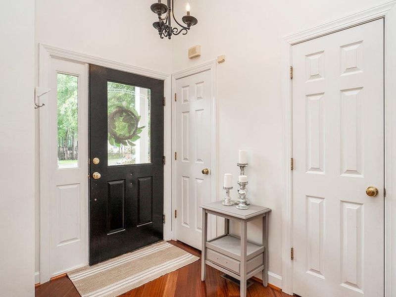 503 Redwood Ct, Mebane, NC 27302