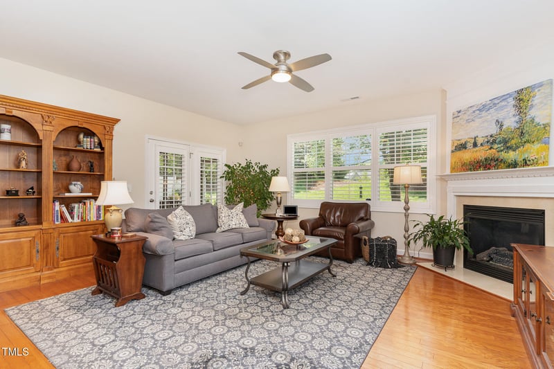 5030 Homeplace Dr, Apex, NC 27539