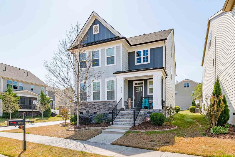 5031 Blue Jack Oak Dr, Cary, NC 27519
