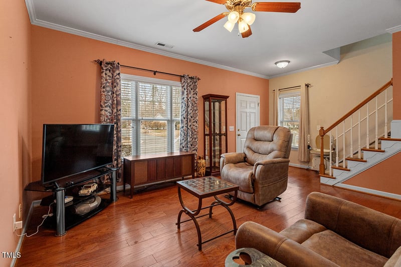 50310 Governors Dr, Chapel Hill, NC 27517