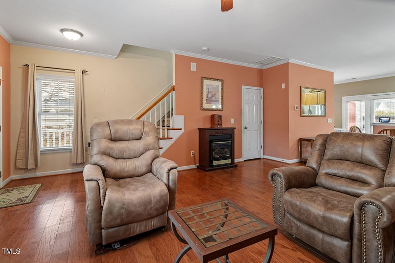 50310 Governors Dr, Chapel Hill, NC 27517