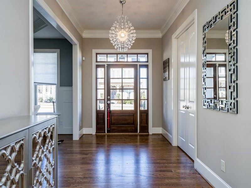 5032 Myrtle Oak Dr, Cary, NC 27519