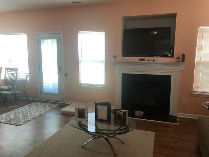 5032 Rainmaker Dr, Durham, NC 27704