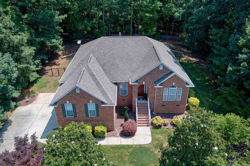 5033 Bartons Enclave Ln, Raleigh, NC 27613