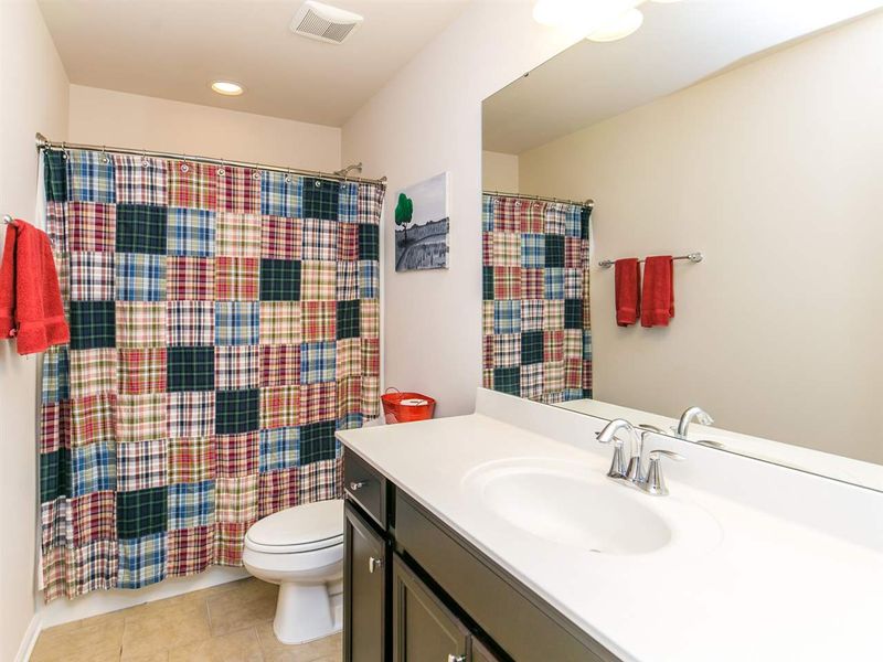 5033 Blue Jack Oak Dr, Cary, NC 27519