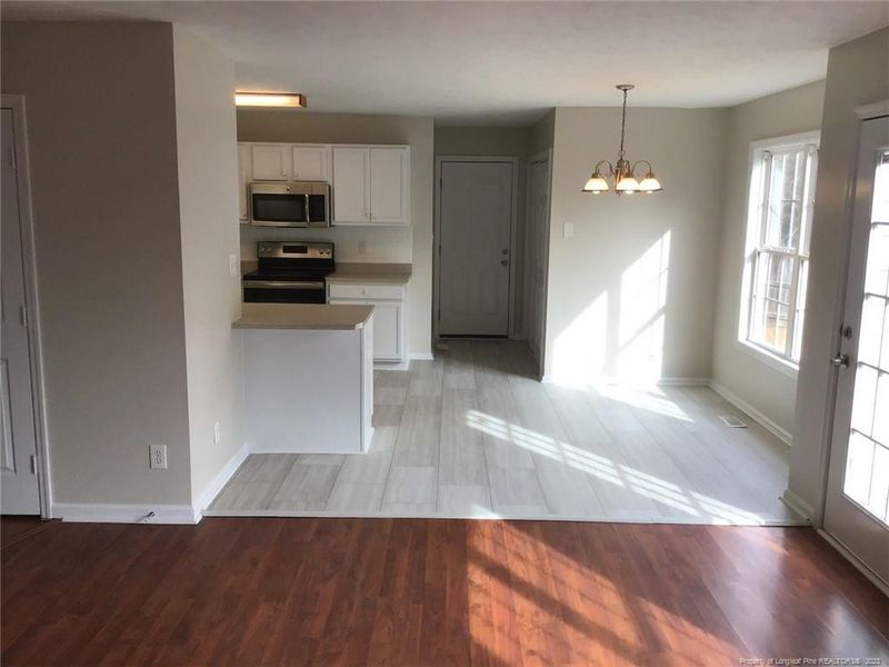 5033 Miranda Dr, Hope Mills, NC 28348