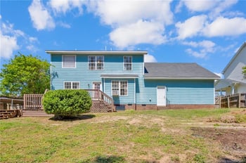 5033 Miranda Dr, Hope Mills, NC 28348
