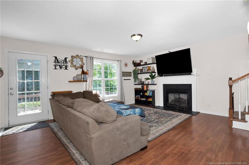 5033 Miranda Dr, Hope Mills, NC 28348
