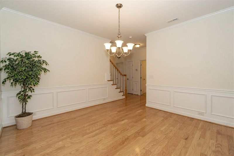 5034 Homeplace Dr, Apex, NC 27539