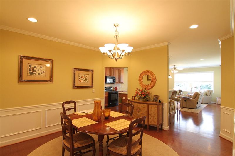 5035 Homeplace Dr, Apex, NC 27539