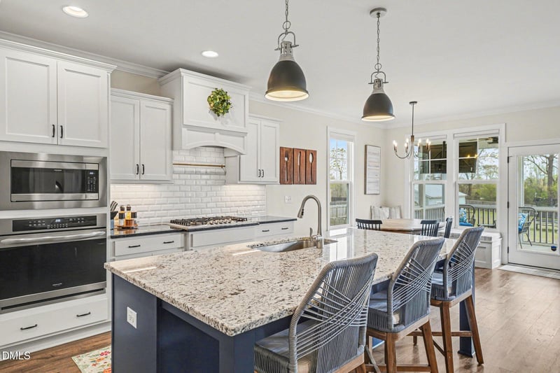 5036 Christian Light Rd, Fuquay Varina, NC 27526