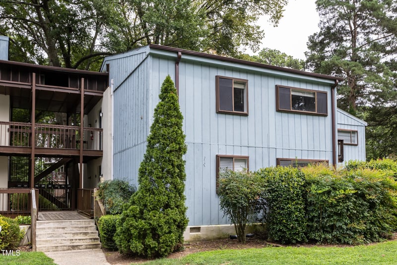 5036 Flint Ridge Pl, Raleigh, NC 27609