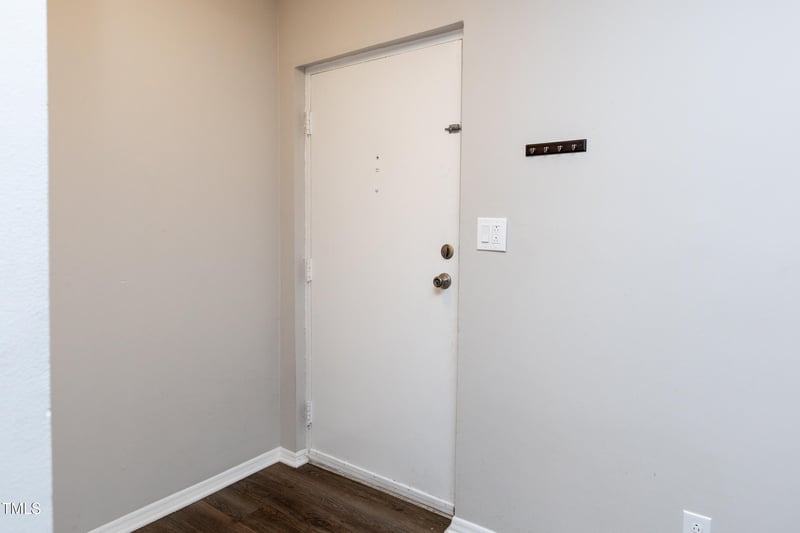 5036 Flint Ridge Pl, Raleigh, NC 27609