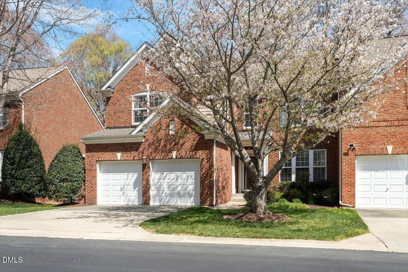 5036 Isabella Cannon Dr, Raleigh, NC 27612