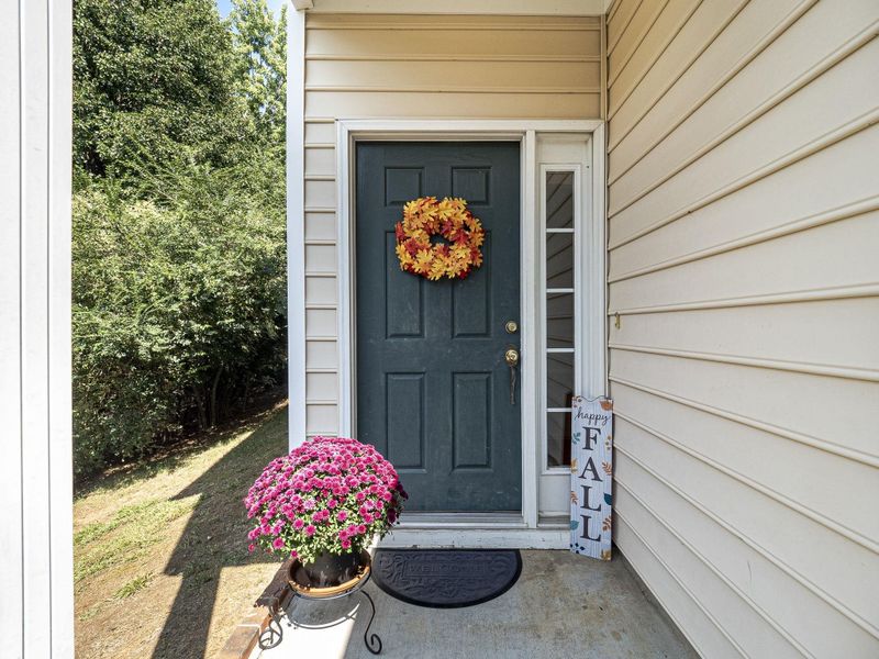 5037 Delta Lake Dr, Raleigh, NC 27612