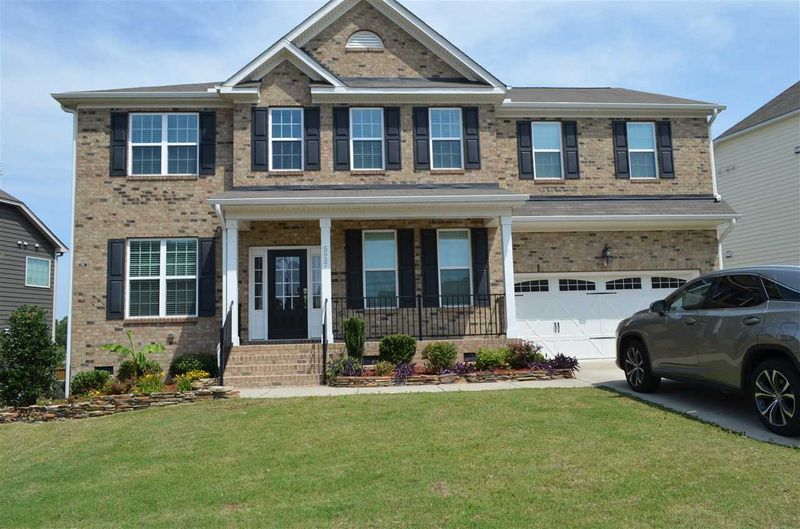 5037 Trembath Ln, Cary, NC 27519