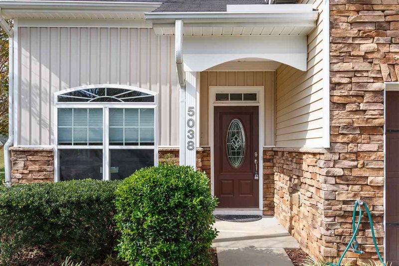 5038 Homeplace Dr, Apex, NC 27539