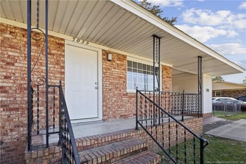 5039 Onslow St, Fayetteville, NC 28311