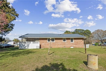5039 Onslow St, Fayetteville, NC 28311