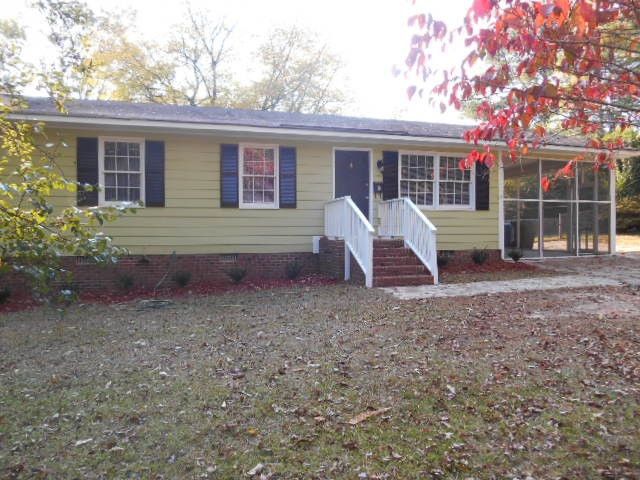504 Angier Rd, Fuquay Varina, NC 27526