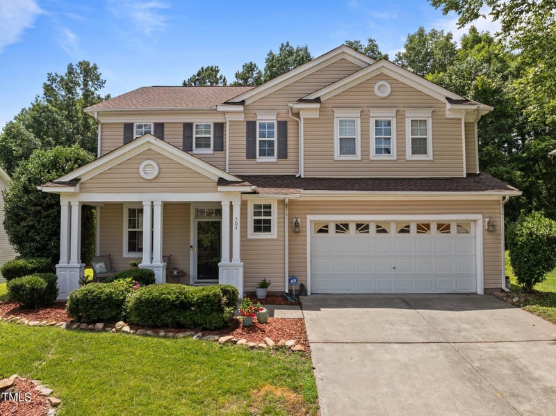 504 Ashburn Ln, Durham, NC 27703