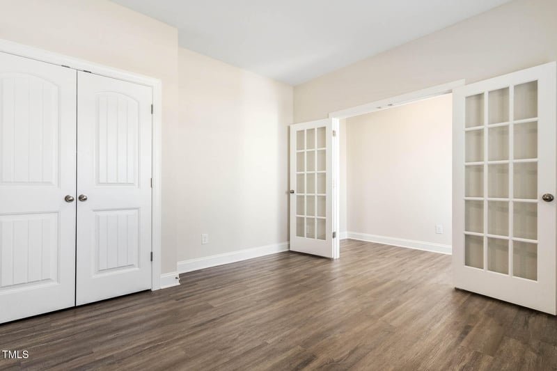 504 Azalea Gaze Dr, Youngsville, NC 27596