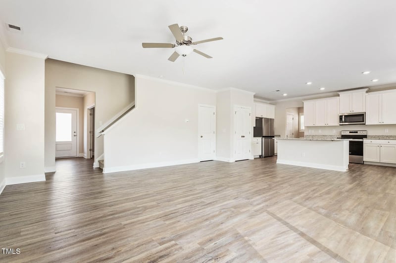 504 Azalea Gaze Dr, Youngsville, NC 27596