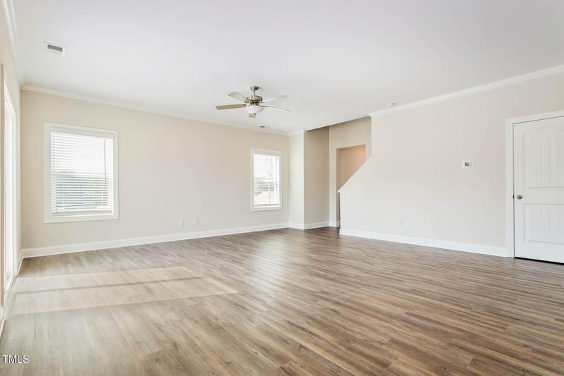 504 Azalea Gaze Dr, Youngsville, NC 27596