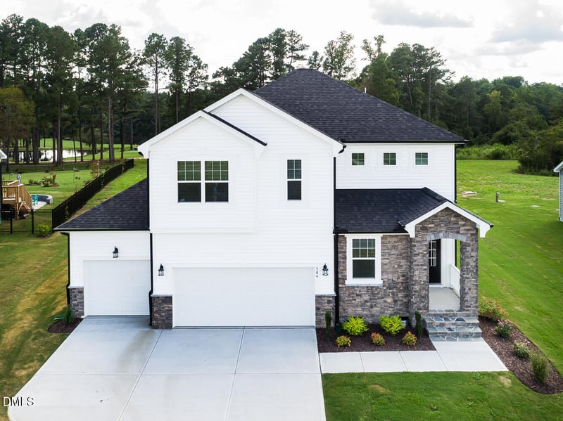 504 Barbour Farm Ln, Four Oaks, NC 27524