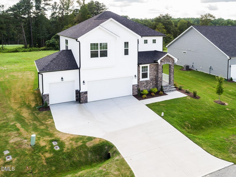504 Barbour Farm Ln, Four Oaks, NC 27524
