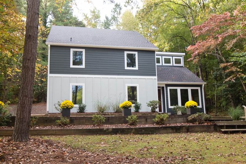 504 Bayberry Dr, Chapel Hill, NC 27517