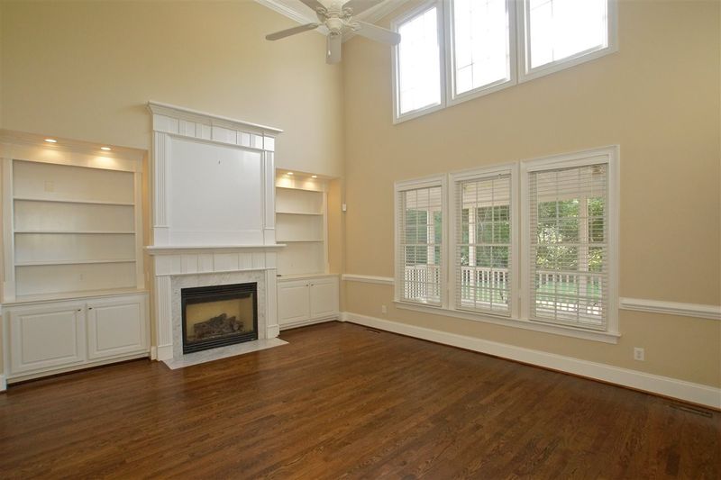 504 Briardale Ave, Cary, NC 27519