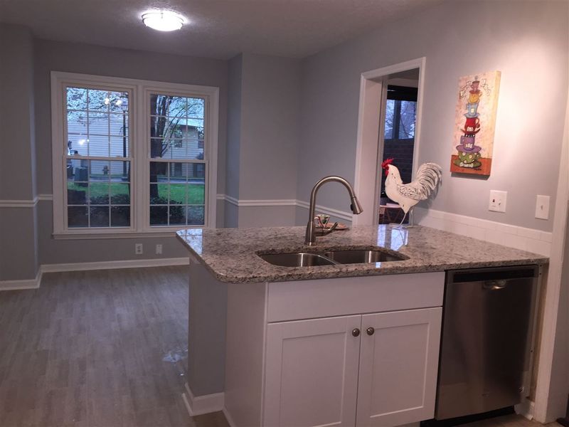 504 Broad Leaf Cir #504, Raleigh, NC 27613
