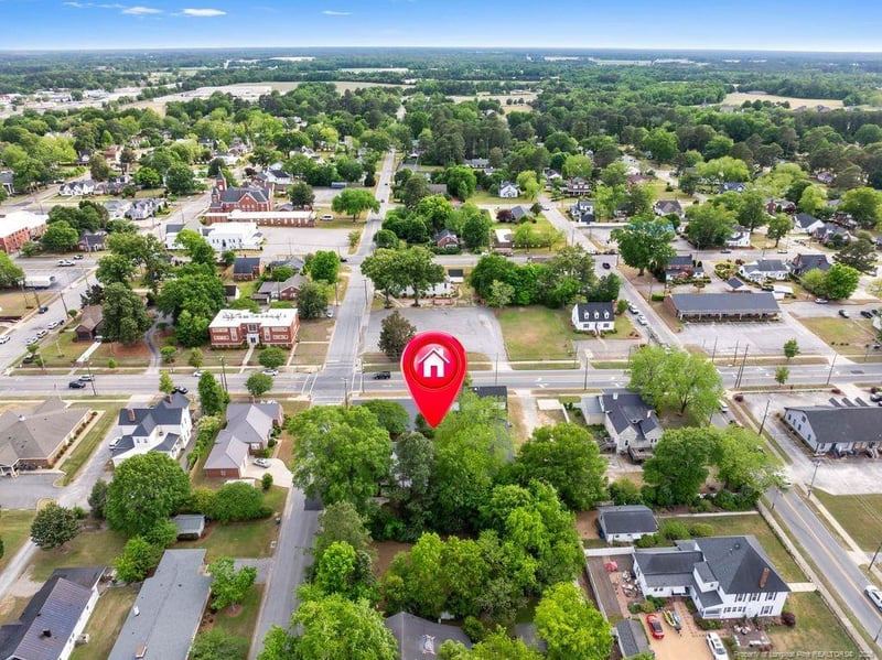 504 W Broad St, Dunn, NC 28334