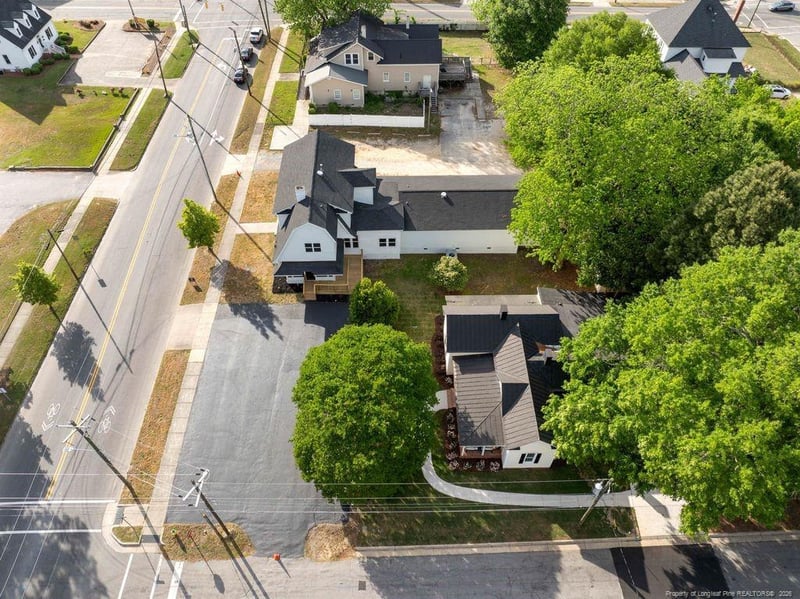 504 W Broad St, Dunn, NC 28334