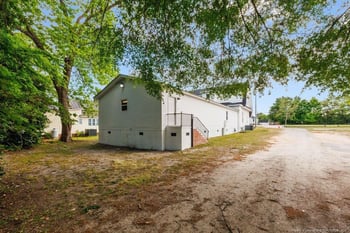 504 W Broad St, Dunn, NC 28334