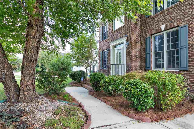 504 Canon Gate Dr, Cary, NC 27518