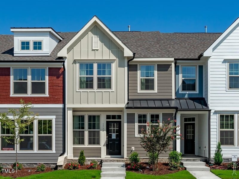 504 Channel Drop Dr #119, Clayton, NC 27520