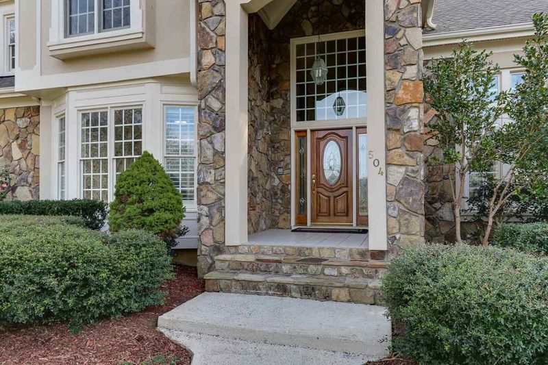 504 Chatterson Dr, Raleigh, NC 27615