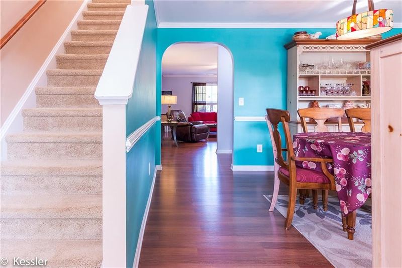 504 Collington Dr, Mebane, NC 27302