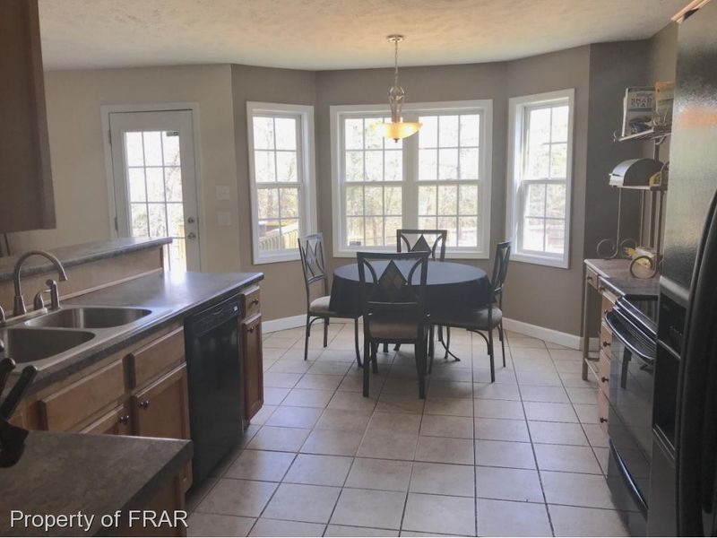 504 Crystal Spring Dr, Sanford, NC 27332